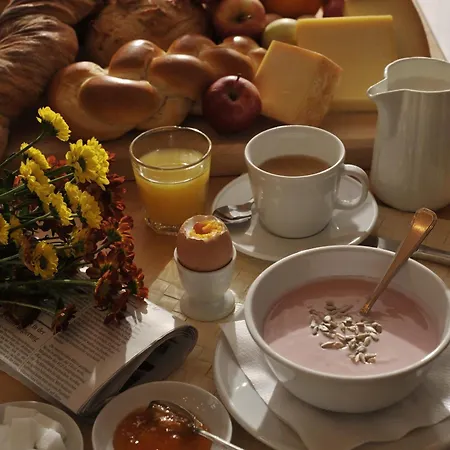 Alojamento de Acomodação e Pequeno-almoço The Bed + Breakfast Lucerna