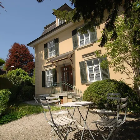 Alojamento de Acomodação e Pequeno-almoço The Bed + Breakfast Lucerna