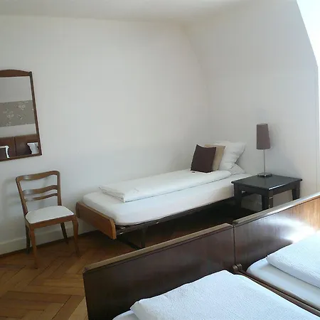 Alojamento de Acomodação e Pequeno-almoço The Bed + Breakfast 3*