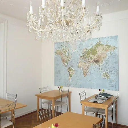 Alojamento de Acomodação e Pequeno-almoço The Bed + Breakfast Lucerna