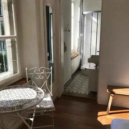 Alojamento de Acomodação e Pequeno-almoço The Bed + Breakfast 3*