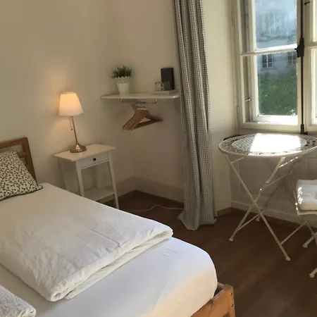 Alojamento de Acomodação e Pequeno-almoço The Bed + Breakfast