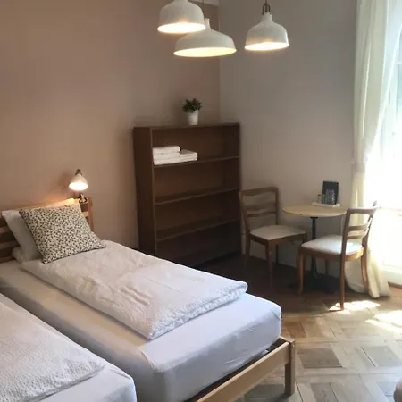The Bed + Breakfast 3*